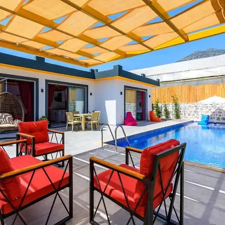 빌라 Zeytin Dali - Kalkan'da Jakuzili Balayi Villasi